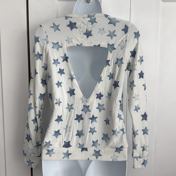 NWT Chaser | Long sleeve star cutout shirt | XS - Picture 4 of 7